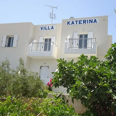 Katerina & 3* Azolimnos