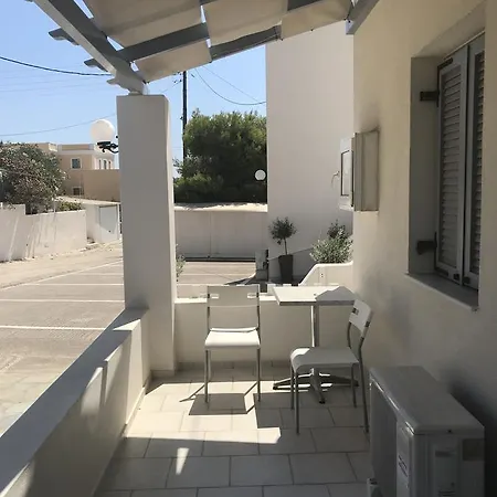 Guest house Katerina & Azolimnos